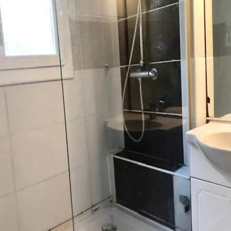 Apartment 2 For 4 People *